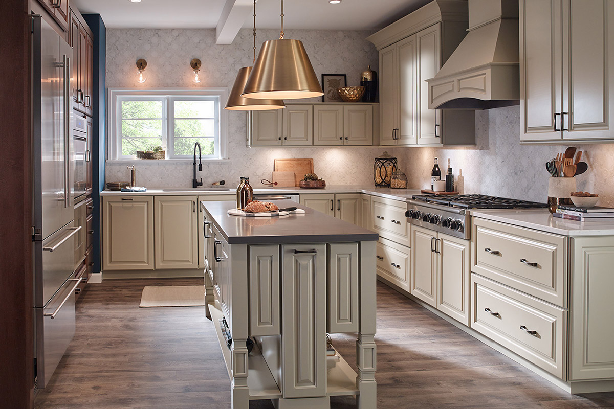 Waypoint Kitchen Style 660 in Painted Cashmere